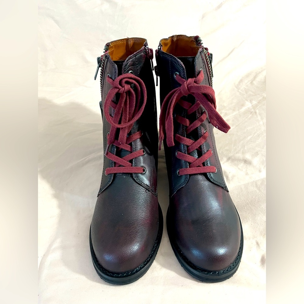 Moving Sale! Real Leather! NWOT - Burgundy Ankle Booties With Zippers Ornament. - Picture 2 of 5